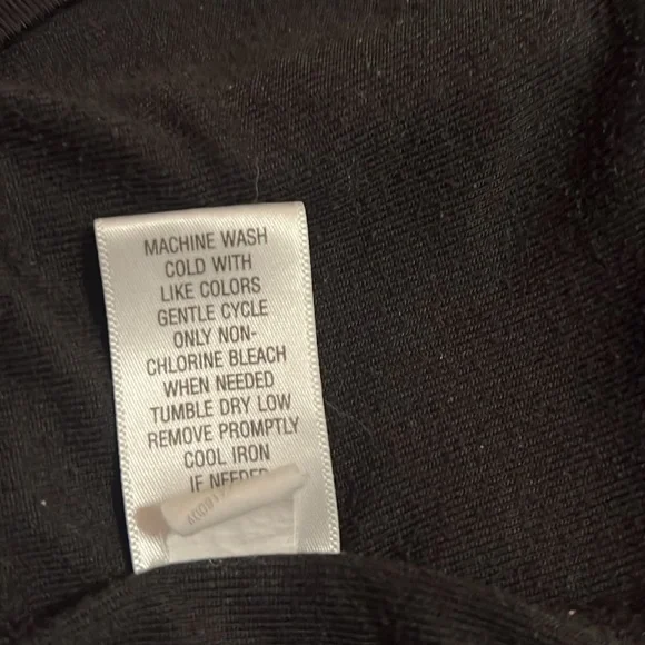 Simply Vera VERA WANG Women’s Black Large long sleeve pullover top - Picture 6 of 6